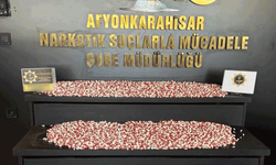 Afyon'da kargo ile uyuşturucu sevkiyatına polis ‘dur’ dedi