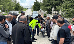 Afyon'da  öğrenci ve vatandaşlara güvenli trafik anlatıldı