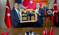 Başkan Dökmeci’den MHP İl Başkanı Sezer’e anlamlı ziyaret