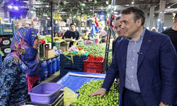 Bilecik Valisi Sözer, pazar esnafı ve vatandaşlarla bir araya geldi