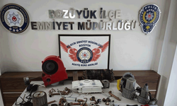 Bilecik'te metruk binada hırsızlık girişimi: 2 şüpheli yakalandı