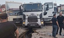 Eskişehir’de facianın eşiğinden dönüldü: Freni patlayan kamyon parka 2 metre kala durdu