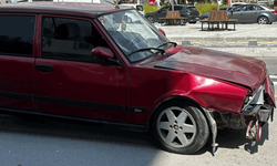 Kütahya Tavşanlı'da trafik kazası, 2 yaralı