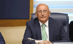 CHP’li Çakırözer: “Aylarca randevu bekleyen vatandaş ne olacak?”