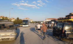 Eskişehir’de minibüs ile motosiklet çarpıştı: Yaralılar hastaneye kaldırıldı