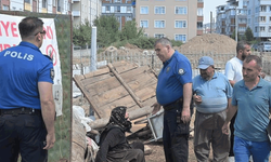 Kütahya'da tahliye gerginliği, 84 yaşındaki kadın ve oğlu ekiplere direndi