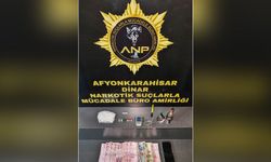 Afyonkarahisar'da otomobilde zehirli madde ile yakalanan bir kişi tutuklandı