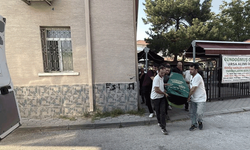 Arkadaşı tarafından bıçaklanarak öldürülen esnaf son yolculuğuna uğurlandı