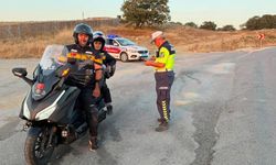 Bilecik'te motosiklet sürücülerine trafik bilgilendirmesi