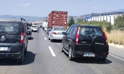 Bilecik'te yol çalışması uzun araç kuyruklarına sebep oldu