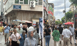 Eskişehir’de caddeler dolu esnafın kasası boş
