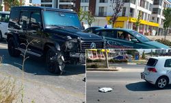 Eskişehir'de maddi hasarlı kaza: Lüks ciple otomobil çarpıştı