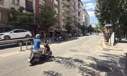 Eskişehir’de U dönüşü yapan otomobile başka bir otomobil çarptı