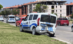 Eskişehir’de zincirleme kaza! Polis aracına otomobil çarptı: 1’i polis 6 yaralı