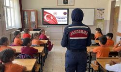 Bilecik'te Jandarmadan öğrencilere güvenli internet uyarısı