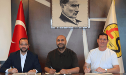 Eskişehirspor Basketbol Akademisi'nde imza töreni
