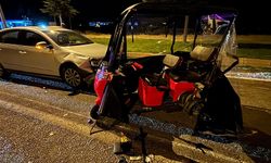 Kütahya'da otomobil elektrikli bisiklete çarptı: 2 yaralı