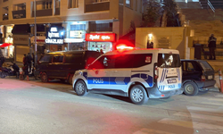 Bilecik'te kız arkadaşına sarılan şahsı bıçaklayan kişi olay yerinden kaçtı