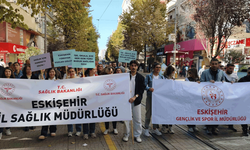 Eskişehir’de Dünya Yürüyüş Günü’nde sağlık için yürüdüler!
