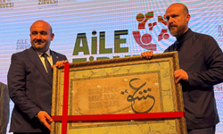Eskişehir'de konuşan Bilal Erdoğan: "Kapitalist sistemin insanı getirdiği noktayı sorgulamalıyız"