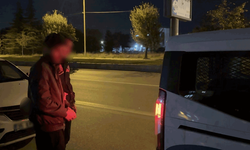 Eskişehir'de polisten kaçtı, otomobilden uyuşturucu çıktı