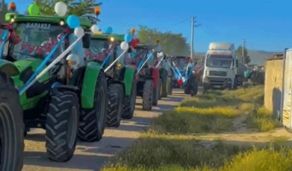 Sivrihisar'da çiftçi babanın düğününde traktör konvoyu