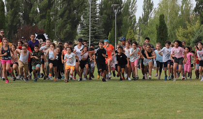 Eskişehir'de yarı maraton heyecanı: Spor ve eğlence dolu bir gün yaşandı