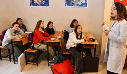 Eskişehir’de öğrencileri sınavlara ücretsiz hazırlıyorlar