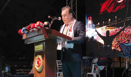 Ayhan Sezer: “15 Temmuz kahramanlık destanıdır!”