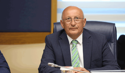 CHP’li Çakırözer: “Aylarca randevu bekleyen vatandaş ne olacak?”
