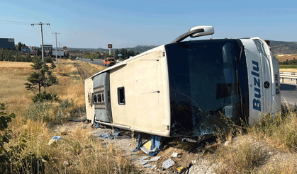 Eskişehir’de yolcu otobüsü şarampole devrildi: 24 yaralı