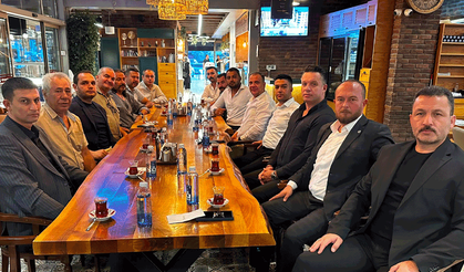 Ülkü Ocakları’nın eski ve yeni başkanları yemekte buluştu!