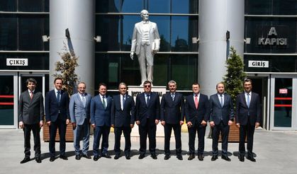 Bakan Yardımcısı Can Tuncay Eskişehir adliyesinde yargı mensuplarıyla buluştu!