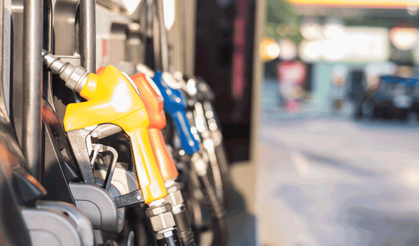 Motorinde tarihi gece: Fiyatlar 3 haneye çıkıyor