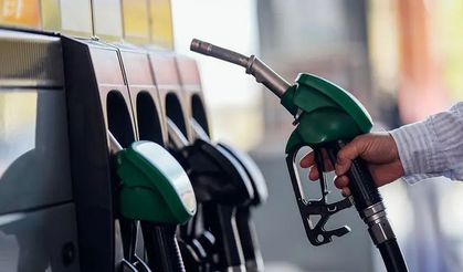 Benzine bu hafta ikinci kez indirim geliyor