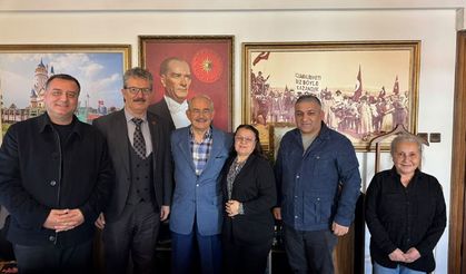 Büyükerşen: "CHP tüm olumsuzluklara rağmen var olmaya devam edecek"