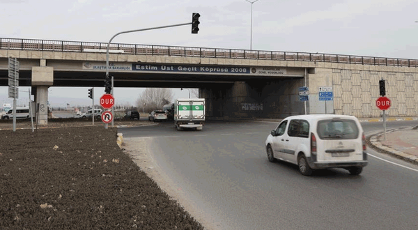 Eskişehir Büyükşehir'den sürücülere sinyalizasyon uyarısı