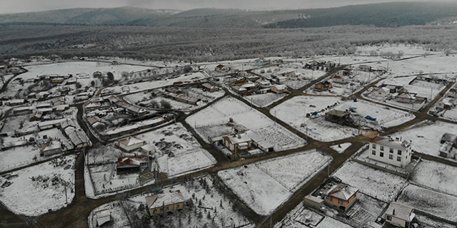 Eskişehir'de ilkbahar karı görsel şölen oluşturdu
