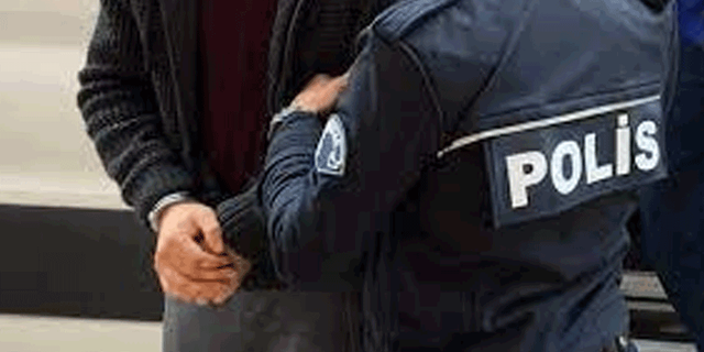 FETÖ'den aranan ihraç öğretmen polis tarafından yakalandı