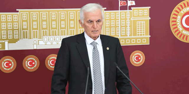 Kabukcuoğlu: Sağlık Bakanlığı vazgeçiyor, Milli Eğitim diretiyor!