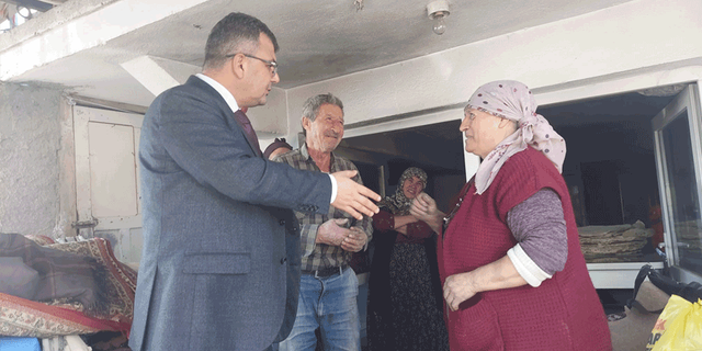 Başkan Serkan Koyuncu yangınzede aileyi yalnız bırakmadı