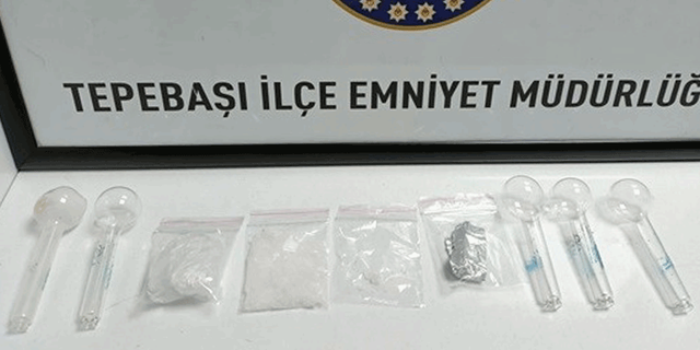 Eskişehir'de bekçi ekiplerine uyuşturucuyla yakalandılar