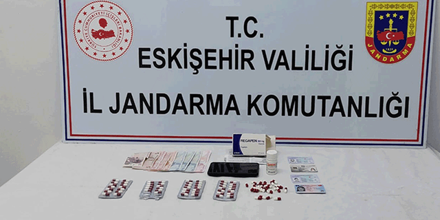 Eskişehir'de firari uyuşturucularla yakalandı