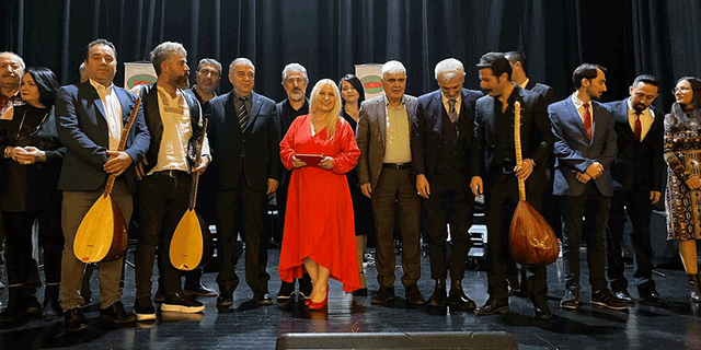 Eskişehir’de "türküler ve şiirler" konserine büyük ilgi