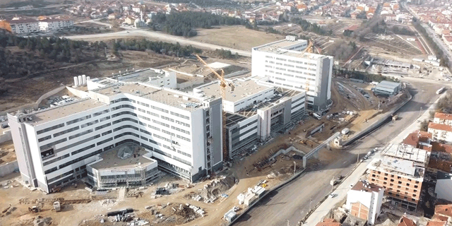 Kütahya Şehir Hastanesi'nin hizmete açılacağı tarih belli oldu