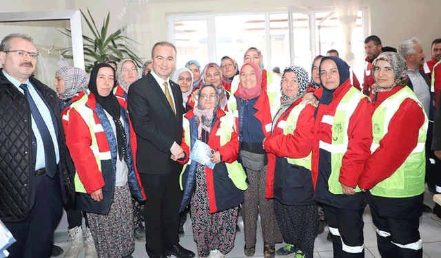 Afyon'da belediye personeline 100 bin liralık destek