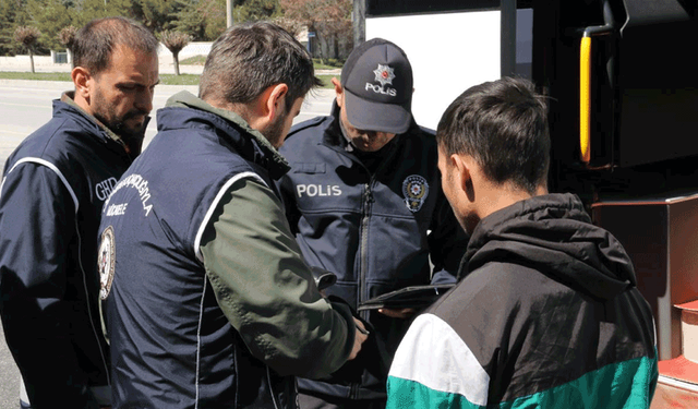 Bilecik'te düzensiz göçmene para cezası