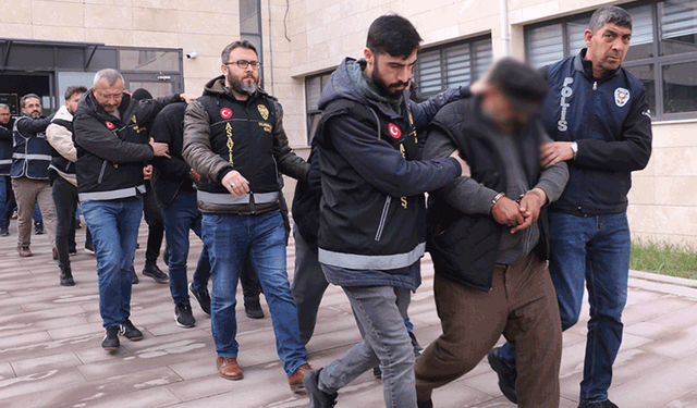 Afyon'da sahte altınla vurgun yapan 19 kişi yakalandı