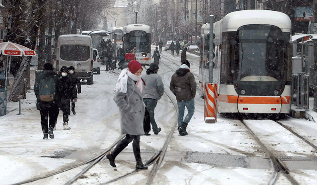 Eskişehir’e kar geliyor: Meteoroloji tarih verdi