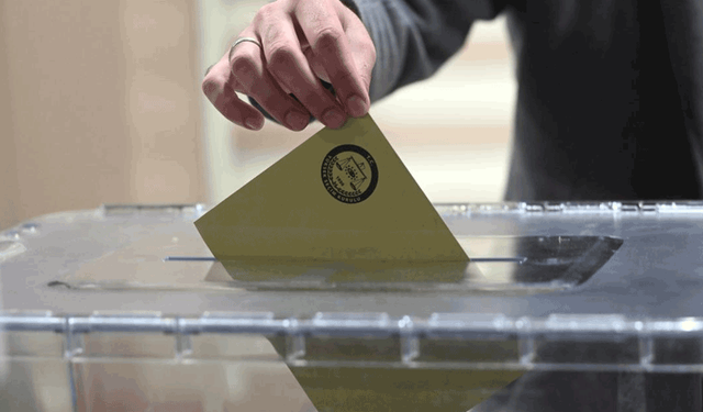 Kütahya'da demokrasi nöbeti: Oylar tekrar sayılacak